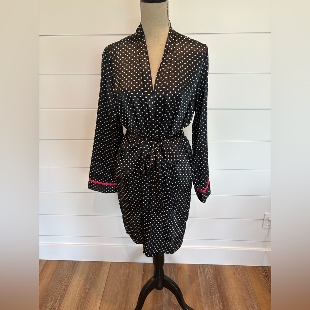 Apt. 9 Black and White Silky Polka Dot Robe With Pink Piping Knee Length Size L